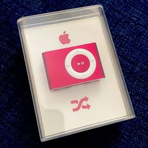🎊Host Pick🎊 1GB IPOD SHUFFLE // Limited Edition Red